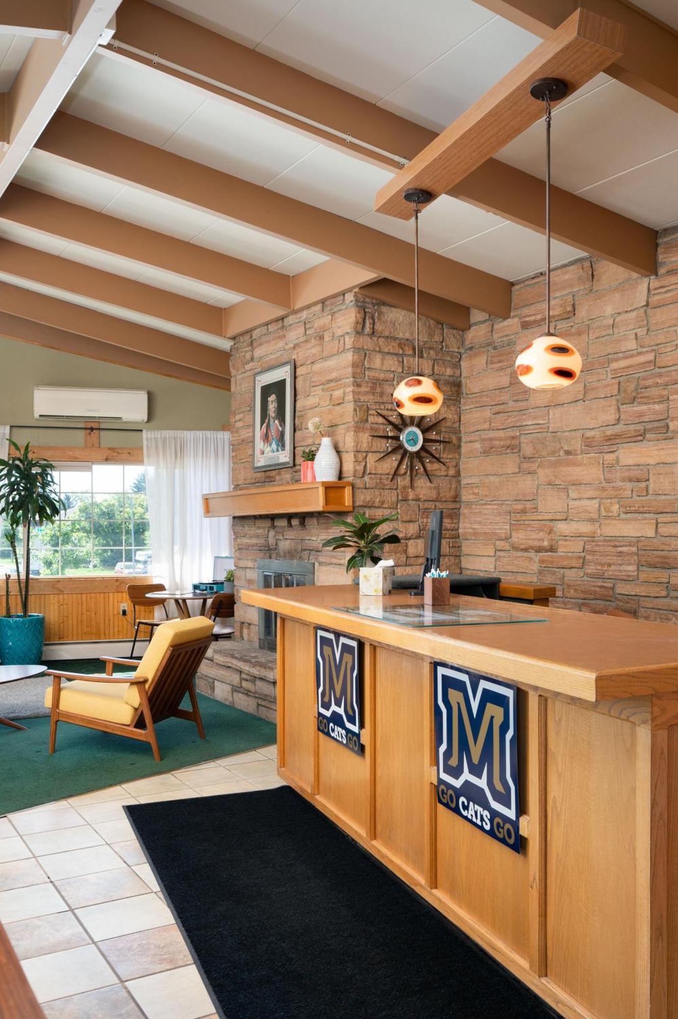 Sapphire Motel Midtown Bozeman Bagian luar foto